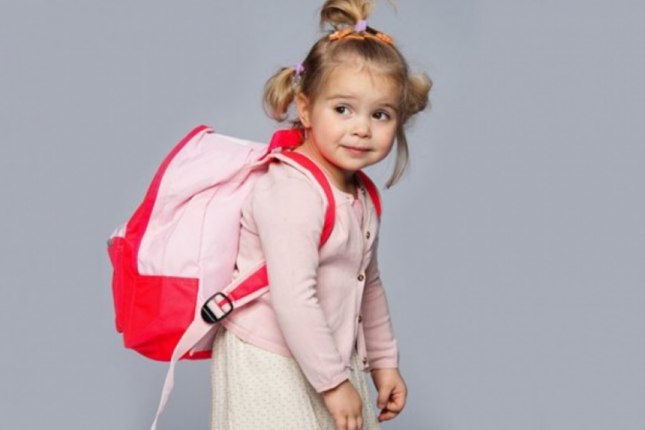 Məktəb çantaları uşaqları şikəst edir – Həkim