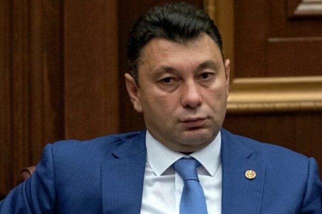 Şarmazanov: “Paşinyan Bakı və Ankaranın göstərişlərini yerinə yetirir”