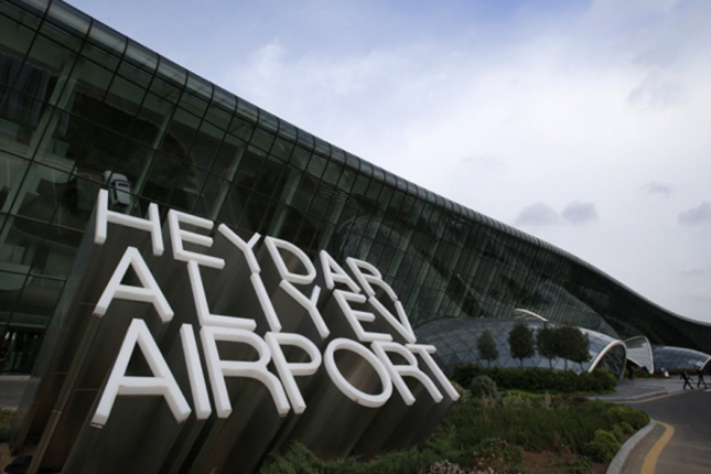 Şri-Lankadan İtaliyaya getmək üçün Bakıya gəldi – Həbs olundu