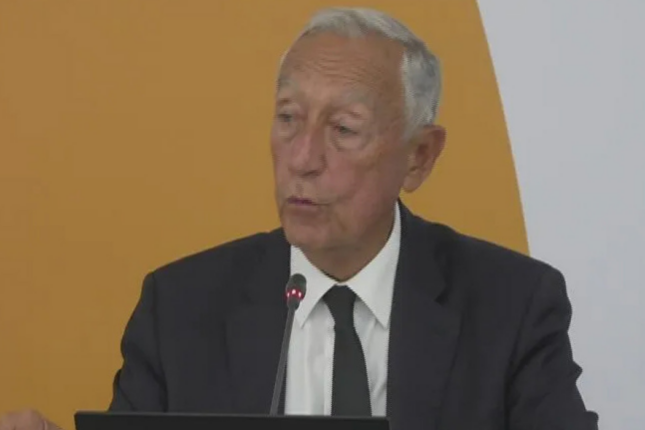 Portuqaliya prezidenti: Tramp “Rusiya agenti” kimi davranır