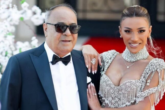 Röyanın atası vəfat etdi