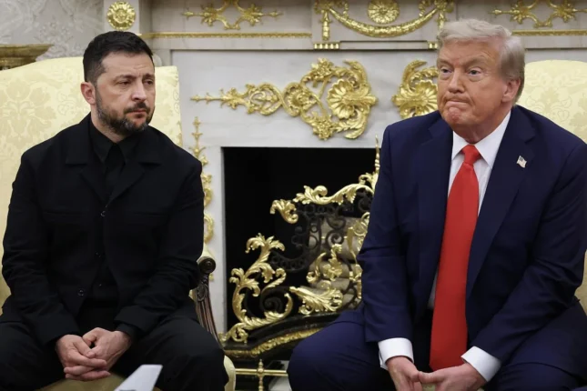 Zelenskiyə Ağ Evin simvolik açarlarını verdi