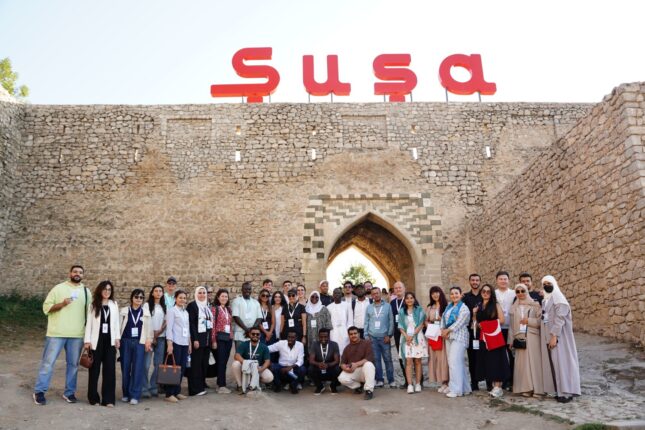 II Beynəlxalq Multikulturalizm Gənclər Forumunun iştirakçıları Şuşa və Xankəndi şəhərlərində