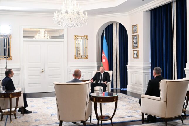 “Azərbaycan daha güclü mövqelərə malik tranzit ölkəyə çevrilməyə çalışır”