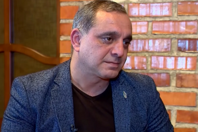 “Bunu etsəm, qızımın üzünə necə baxaram?”