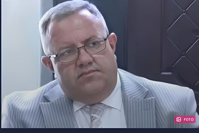 Vətəndaşları təhqir edən məmur işdən çıxarıldı (FOTO)