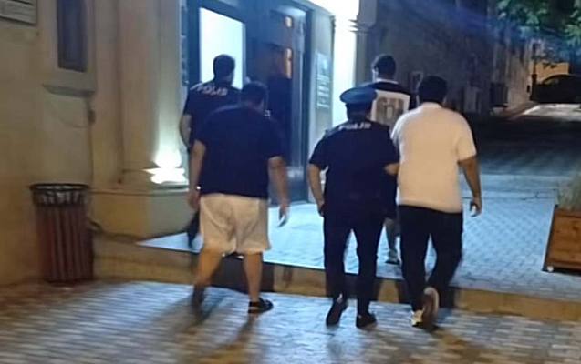 Şəhidlər Xiyabanında qeyri-etik videolar çəkən turistlərə cinayət işi açıldı