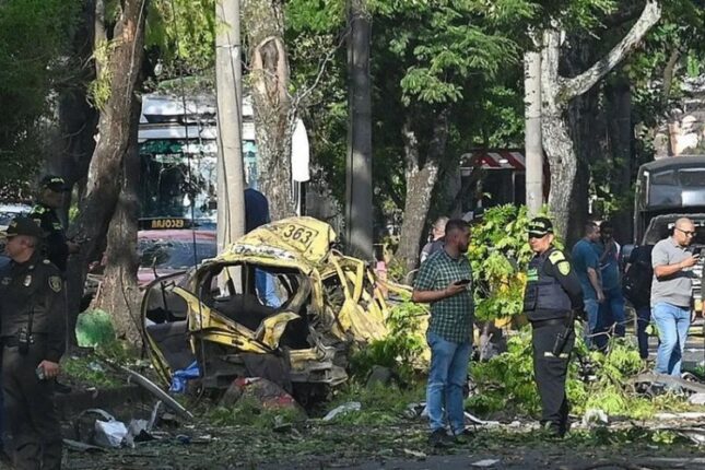 Kolumbiyada iki terror aktı nəticəsində 20-yə yaxın adam ölüb