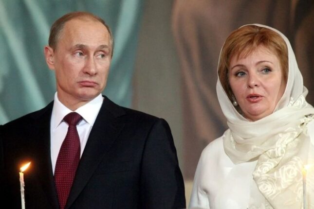 Zelenski Putinin keçmiş arvadına sanksiya tətbiq edib