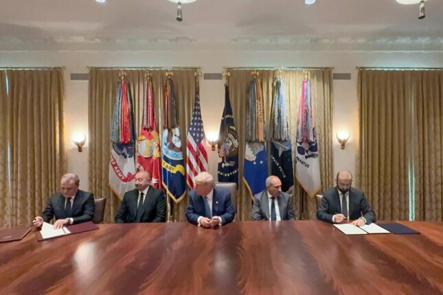 Azərbaycan və Ermənistan bir-birinə ərazi iddiası qaldırmayacaq