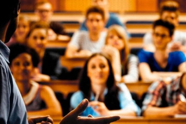 Deputat: Təhsil haqqı məsələsinə dövlətin ciddi nəzarəti olmalıdır