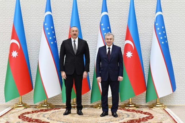 Şavkat Mirziyoyev İlham Əliyevə məktub göndərdi