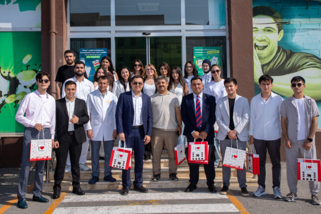 Özbəkistan universitetlərinin tələbələri “Ulduz” Şokolad Fabrikində istehsalat təcrübəsində iştirak ediblər