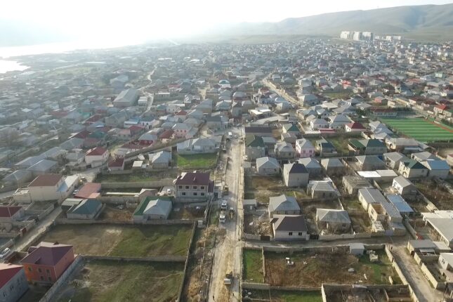 Bu qəsəbədəki bütün evlər qanunsuzdur — SÖKÜLƏCƏK? —RƏY