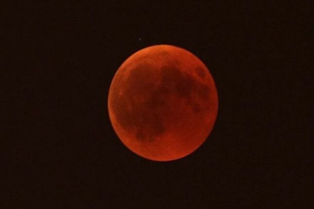 Bu axşam “Qanlı Ay” görünəcək