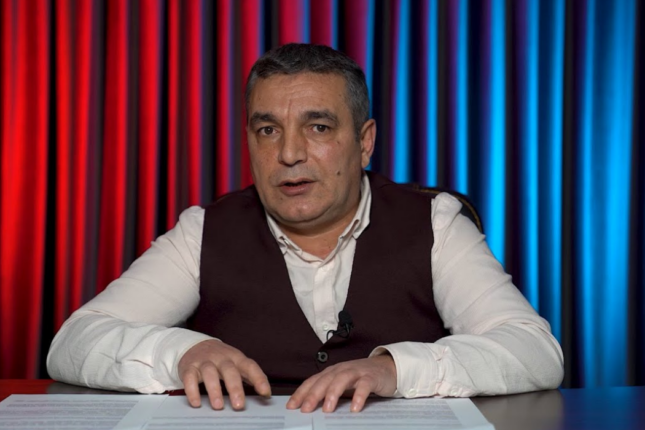 Partiya sədrindən SƏRT sözlər – “Bu vətəndaşı yükləməkdi”