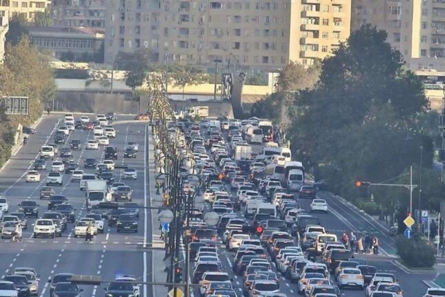 Bu yollarda sıxlıq var – SİYAHI