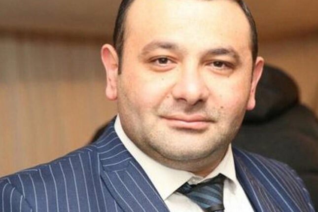 “Universitet müəllimlərindən 10 dəfə çox QAZANIRAM”