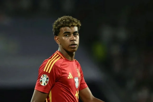 Lamin Yamal Türkiyədə pasportunu itirib -VİDEO