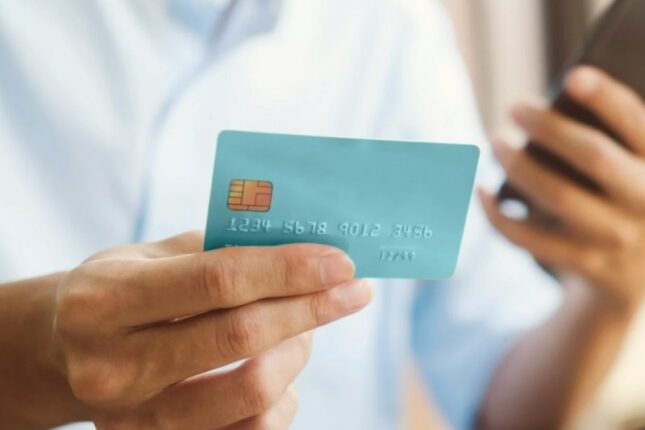 Hacıqabulda 20 nəfərin bank kartlarından 10 min manat oğurlanıb-FOTO