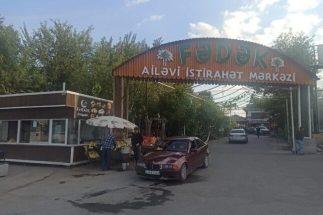 Vəhşi heyvan və quşların saxlanıldığı məşhur restoranlarda monitorinq keçirilib