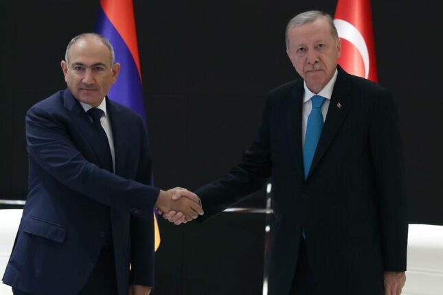 Ərdoğan Paşinyanla görüşdü