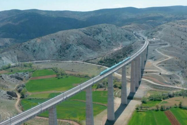 İran saytı: “Bölgədə Dəmir İpək Yolu işə düşür”