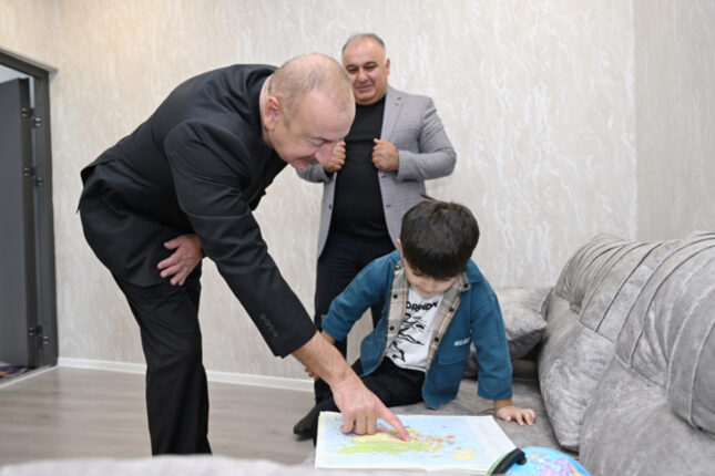 Prezidentlə uşaq arasında maraqlı dialoq – VİDEO