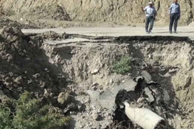 Siyəzən rayonunda yol niyə dağılmış vəziyyətdə qalıb?