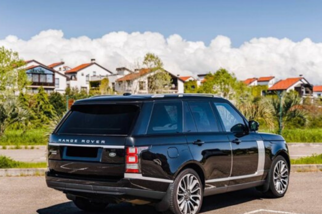 10-OL-016 dövlət nişanlı “Rang Rover”in sahibi Xankəndində olay yaratdı