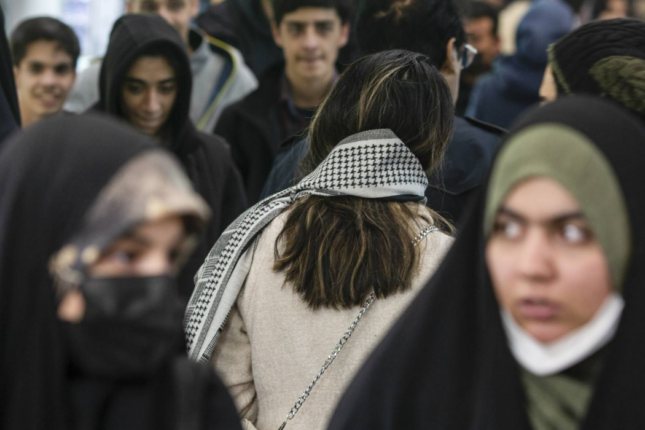 İranda növbəti hicab aksiyası başlaya bilər