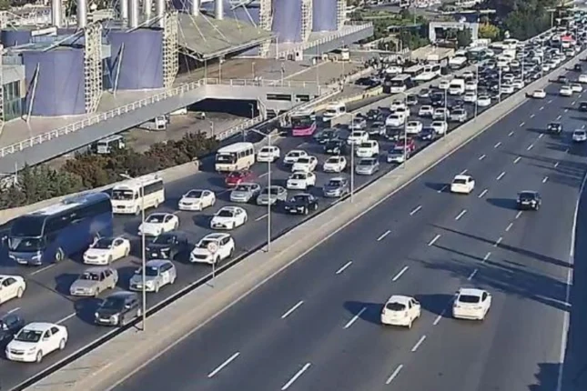 Paytaxtda sıxlıq olan küçələrin SİYAHISI