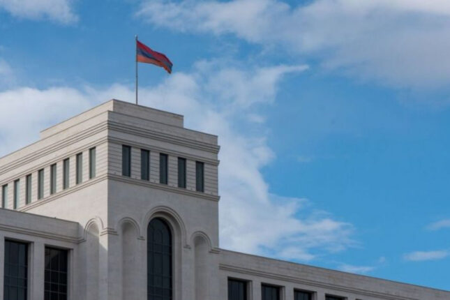 İrəvan 3+3-ə ev sahibliyi etməyə hazır olduğunu bəyan edib