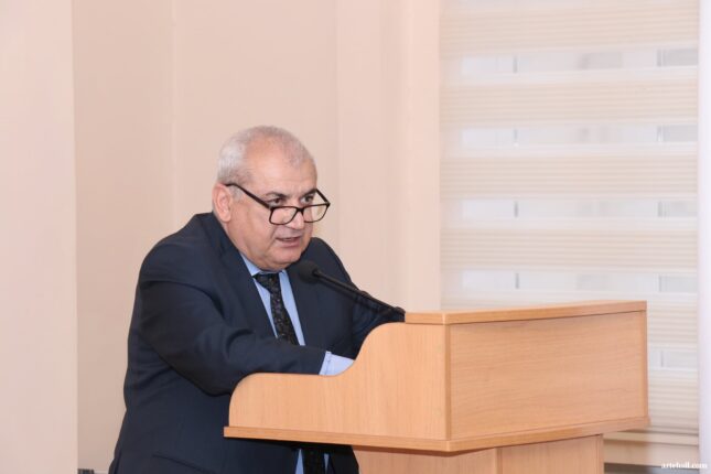 “Təhsil siyasətində 25 ilin səhvi” — İlham Əhmədov danışır