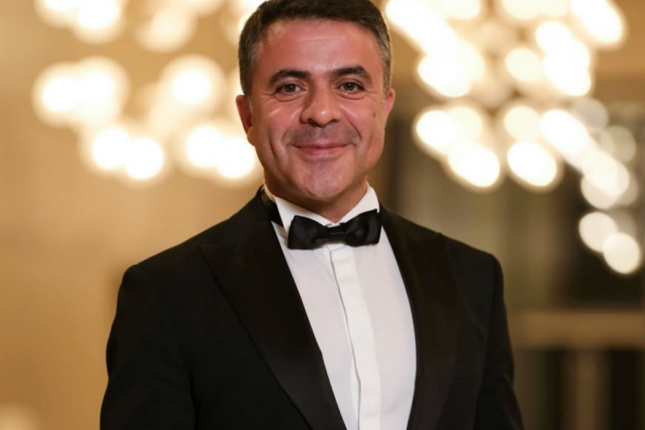 Cabir İmanovun QEYRİ-ADİ UŞAQLIQ FOTOLARI