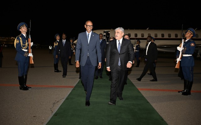 Ruanda prezidenti Azərbaycana gəldi