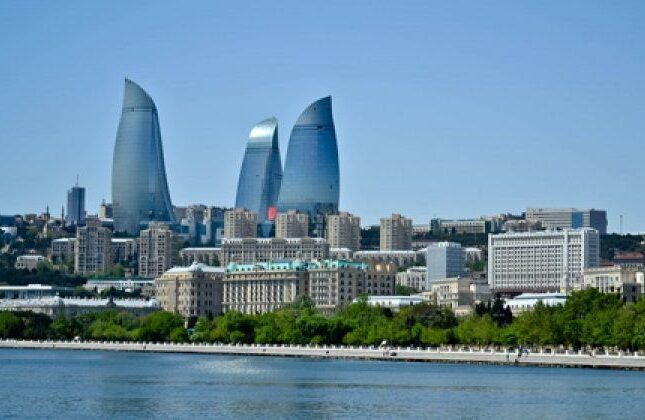 ADSEA Bakı KOB Evində sahibkarlarla görüş keçirdi