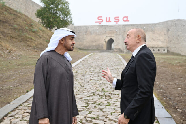 Liderlər Şuşa qalasının önündə – Fotolar