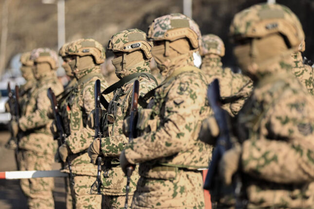 Daxili qoşunlarda struktur forması dəyişir – Yeni qanun