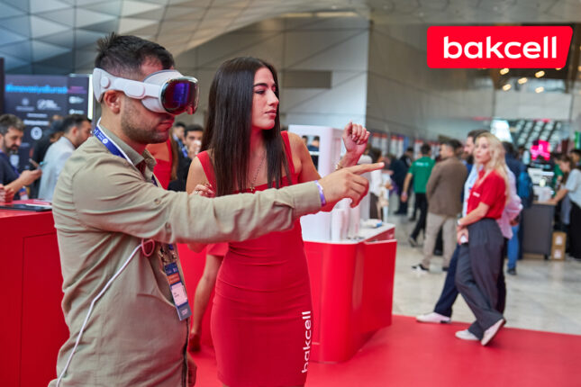 “Bakcell” “INMerge” Sammitində ən son innovasiyalarla çıxış edir