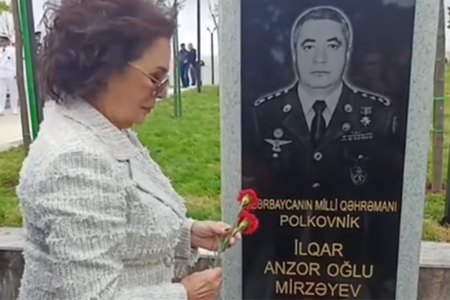 Hülya Koçyiğit də Memorial Məzarlığını ziyarət etdi – VİDEO