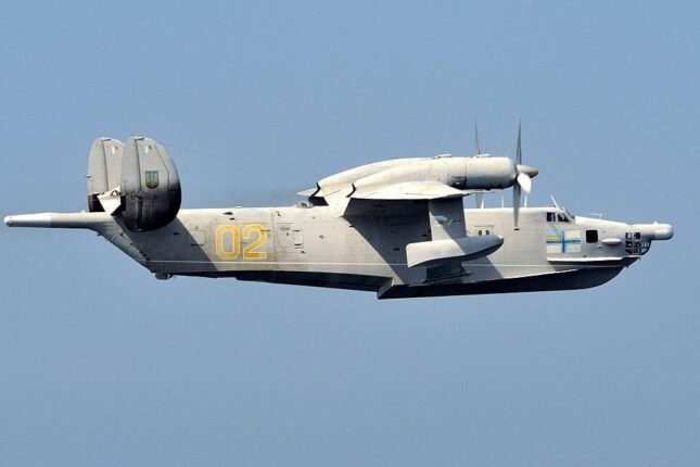 Ukrayna Krımda rusların iki amfibiya təyyarəsini məhv edib