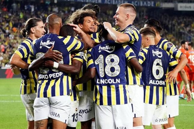 “Fənərbağça” iki yeni ulduz futbolçu aldı