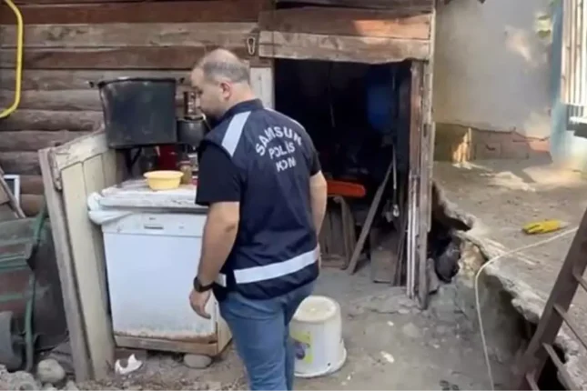 Yuxusunda xəzinə görən qadın oğlu ilə tunel qazdı — ŞOK NƏTİCƏ