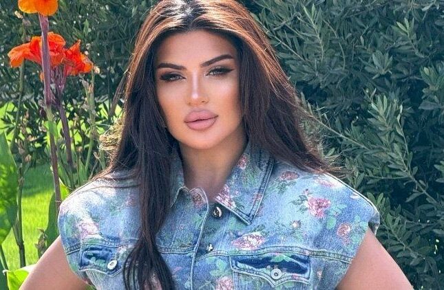 Nəfəs səhnəyə elə geyimlə çıxdı ki… – VİDEO