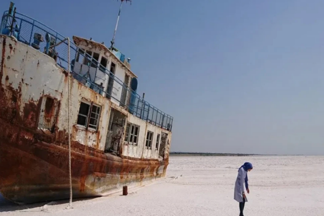 İranlı rəsmi: “Urmunun quruması sosial, siyasi və iqtisadi təhlükəyə çevrilib”