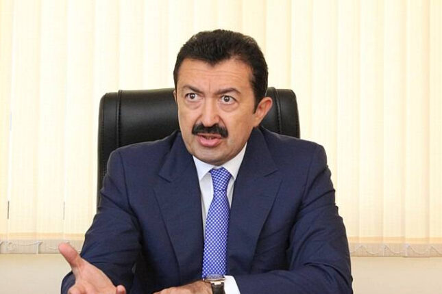 Fəxri Kazımov nə qədər pul qazanıb? – Rəqəmlər