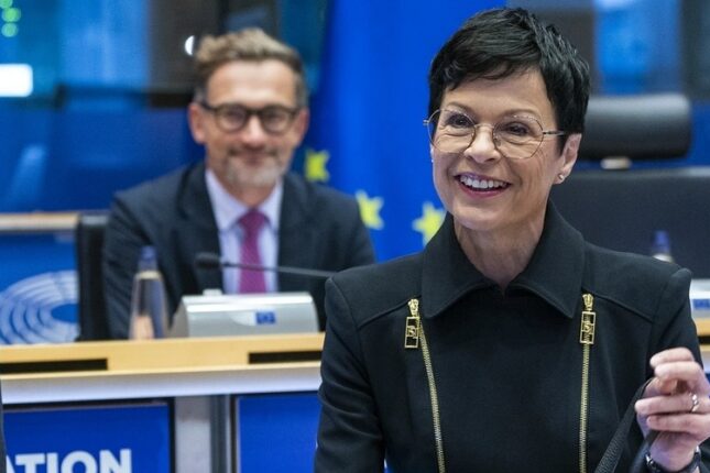 Avropa İttifaqının genişlənmə məsələləri üzrə Komissarı Azərbaycana gəlir