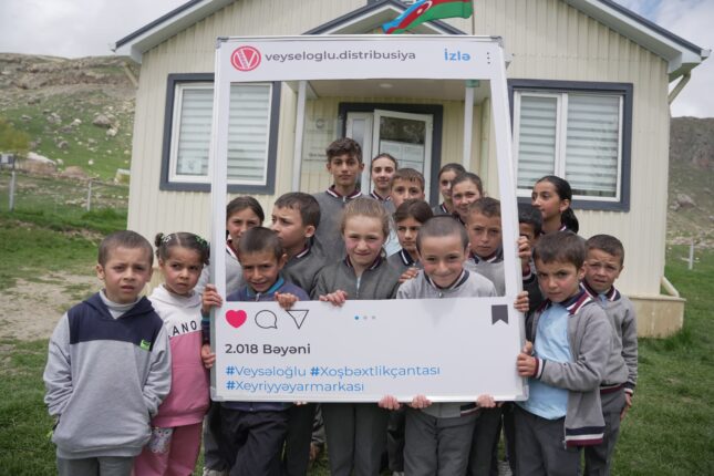 “Veysəloğlu-Distribusiya” ucqar kəndlərdə məktəblilərə dəstəyini davam etdirir – FOTO