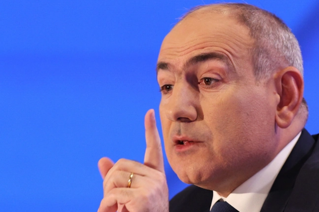 Ermənistanda respondentlərin 12%-i Paşinyana səs verməyə hazırdır